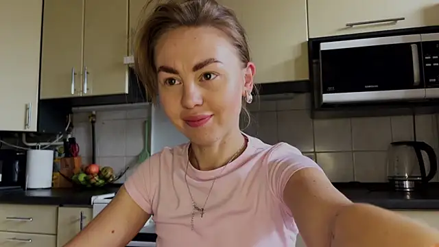 XXX chat uživo modela Marta_Kelly