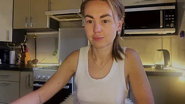 Marta_Kelly Webcam Show