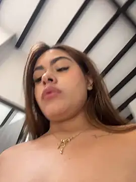 MayaMoanXXX Pertunjukan Webcam