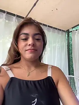 MayaMoanXXX's Webcam Show