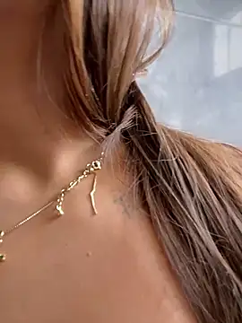 MayaMoanXXX – Kamerová šou