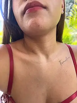 MayaMoanXXX Webcam Show