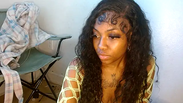 Chat XXX en directo de Cocochanel4567