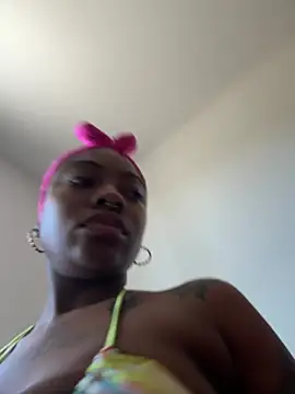 Cocochanel4567's Live XXX Chat