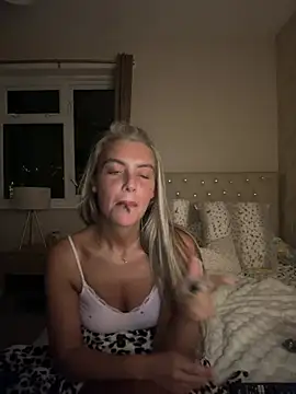 scouseblondieのライブXXXチャット