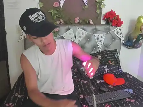 Show modela xxKamadevaxx na web-kameri
