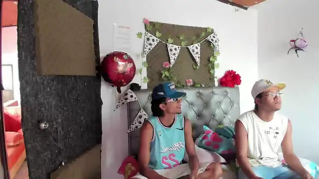 xxKamadevaxx Live XXX-Chat