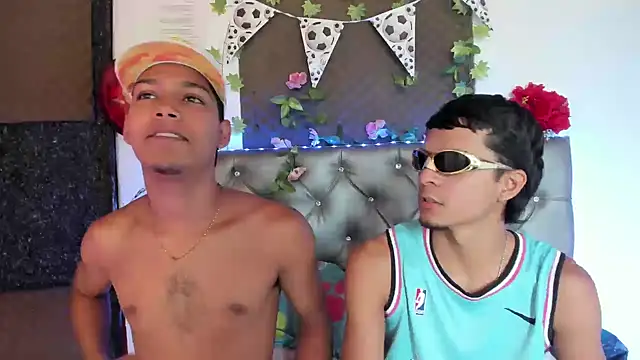 Show modela xxKamadevaxx na web-kameri