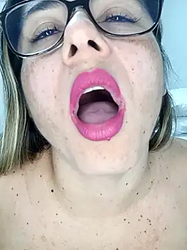 Chat XXX en directo de anjinho-naynha