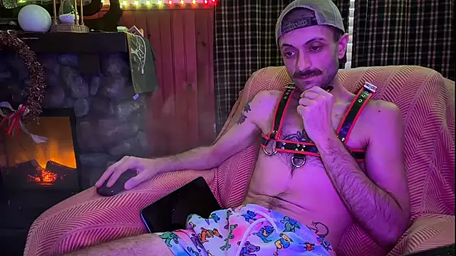 HarmoniousPhantasm3 Show in webcam