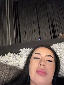 Andrestarr Chat XXX live