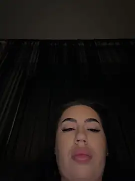 Andrestarr's Live XXX Chat