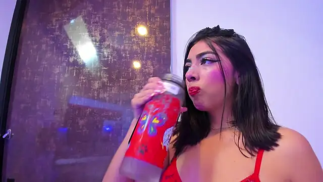 cherry_skinny_'s Webcam Show