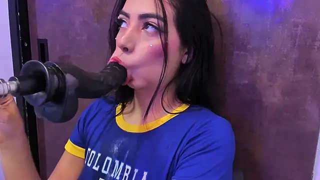 cherry_skinny_'s Webcam Show