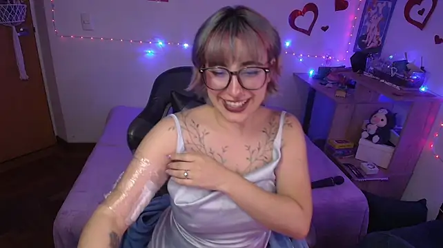 Miacatsito3 Live XXX-Chat