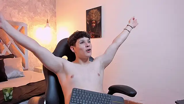 Chat +18 de kraven_lust ao vivo