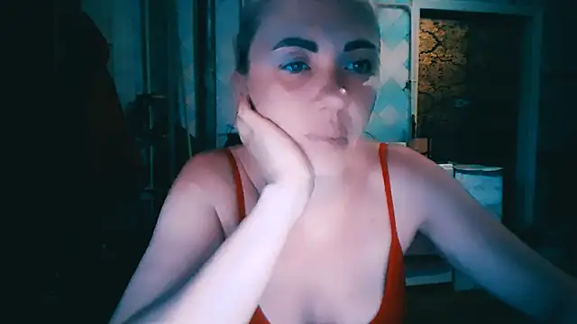 EmmaCat_'s Live XXX Chat
