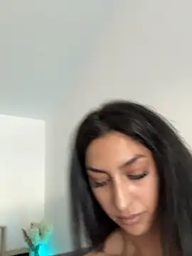 Mia_spicyy Webcam-Show