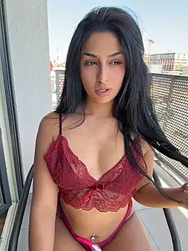 Mia_spicyy Webcam-Show