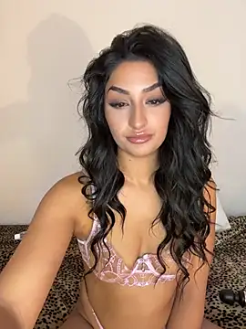 Mia_spicyy Webcam-Show