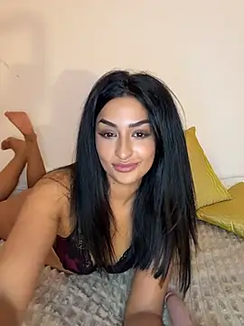 Mia_spicyy Webcam-Show