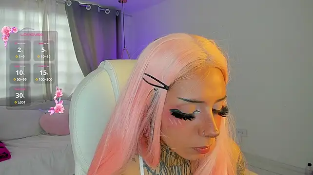 KoraRousee's Live XXX Chat