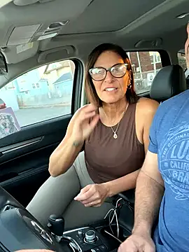 3totangox: διαδικτυακό σόου στην κάμερα