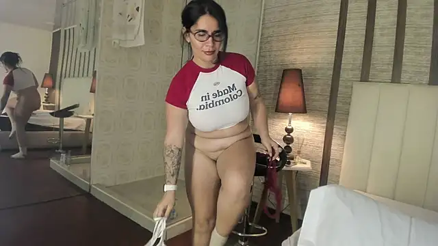 Czat XXX na żywo – Hannah_Cross