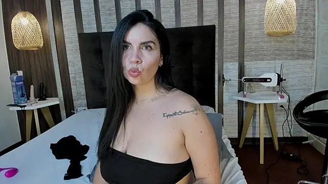 Hannah_Cross live XXX chat