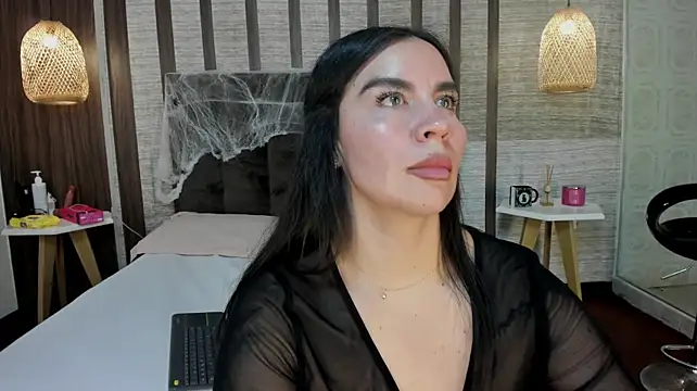 Hannah_Cross' Webcam Show