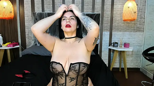 Hannah_Cross' Webcam Show