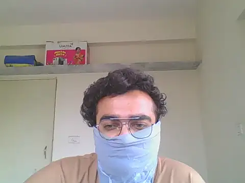 הופעת וובקאם של Kunal6782