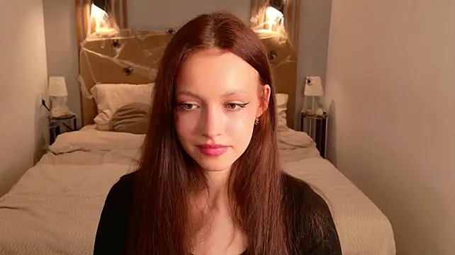 SallyPinkman Show in webcam
