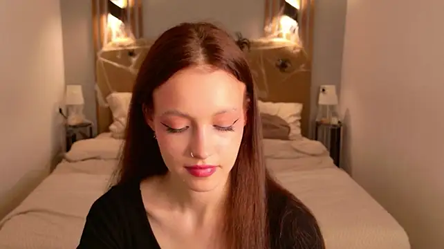 SallyPinkman Show in webcam