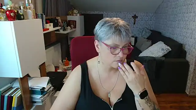Chatroom XXX en direct de bigtits4you