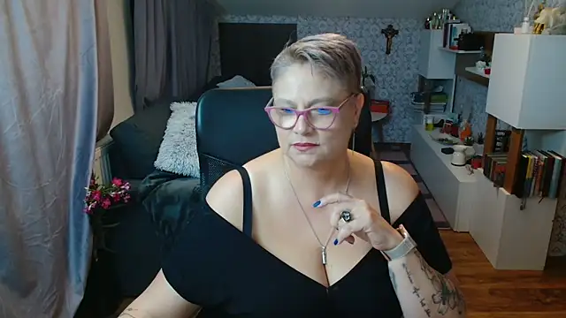 bigtits4you's Live XXX Chat