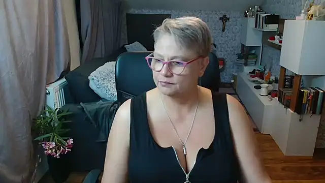 bigtits4you Chat XXX in diretta