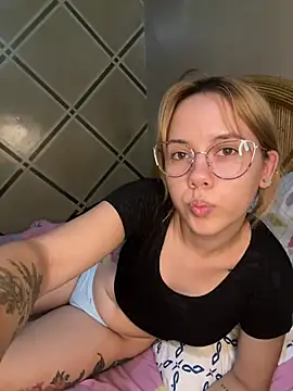 Show de webcam de coupleyys