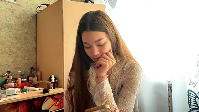 Cuteviola: онлайн-секс-чат