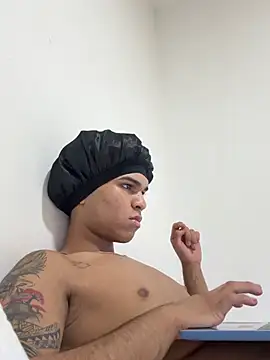Show Webcam de Andres_twink