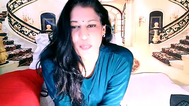 IndianSexcSmyle – Live XXX-chat