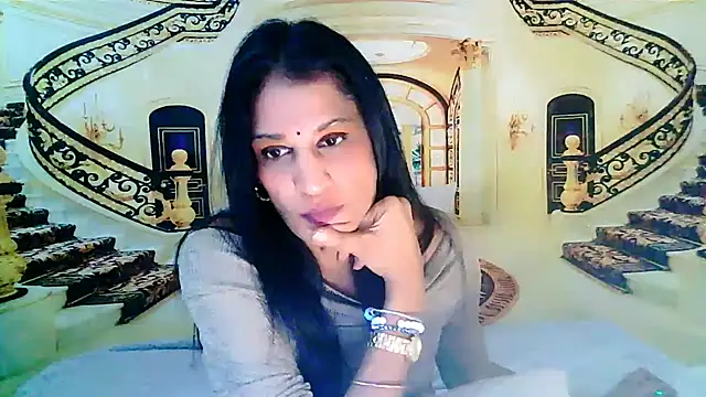 IndianSexcSmyle Chat XXX live