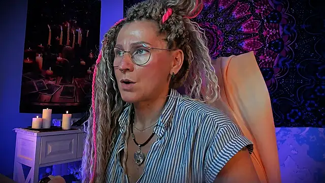 Czat XXX na żywo – UmaSpace