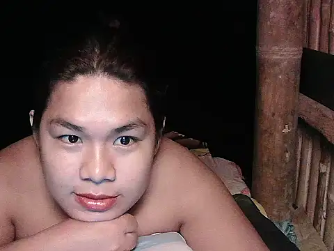 Huntrix2025 Show in webcam
