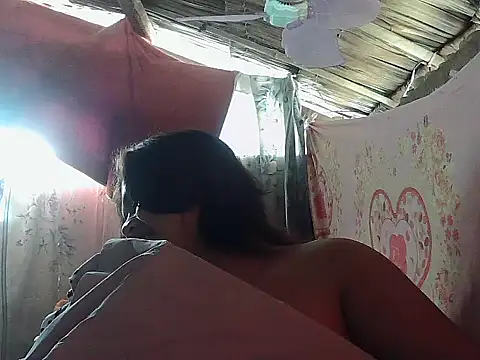 Huntrix2025 Pertunjukan Webcam