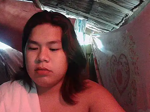 Huntrix2025 Show in webcam