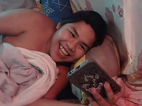 Huntrix2025 Webcam-Show
