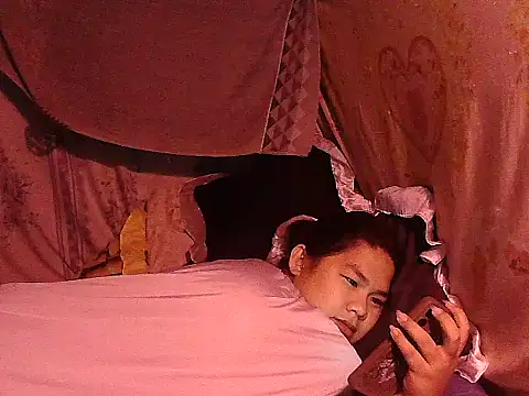 Huntrix2025 Pertunjukan Webcam