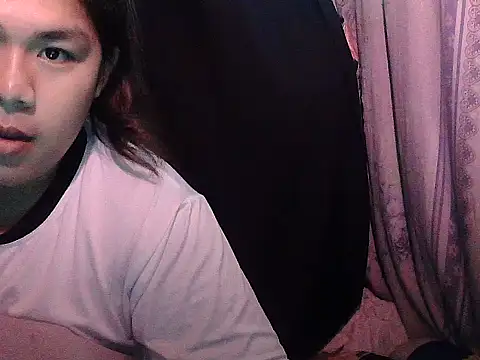 Huntrix2025's Webcam Show