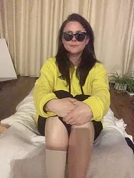 Chat XXX en directo de Mia_Winters